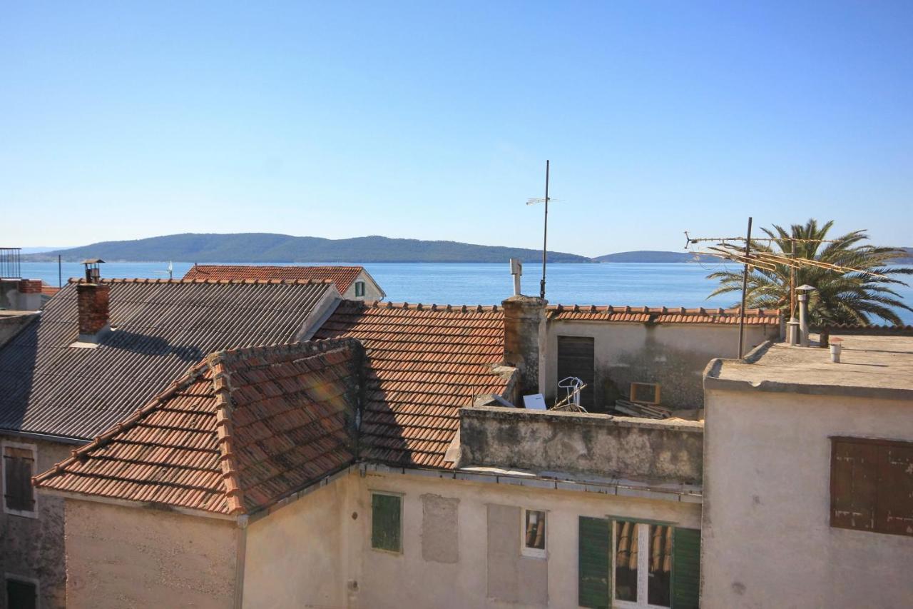 Apartments By The Sea Kastel Kambelovac, Kastela - 8679 المظهر الخارجي الصورة